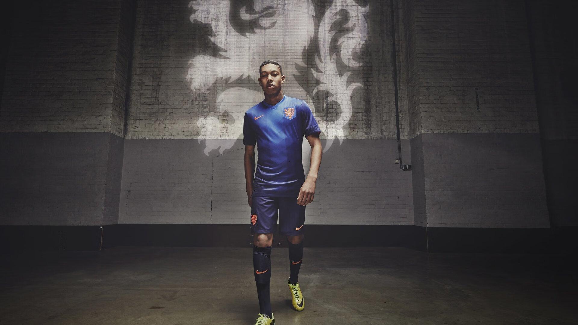 琼阿梅尼坦言愿为球队牺牲位置 阿隆索多元战术布局引发关注